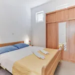 شقة 1 Bedroom Amazing In Biograd بيوغْغاد نا موغو