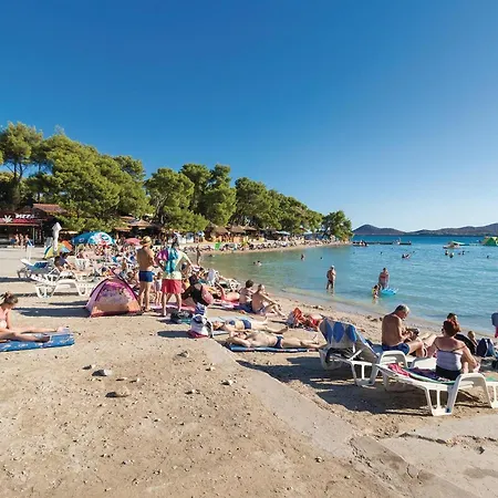 1 Bedroom Amazing In Biograd * Biograd Na Moru