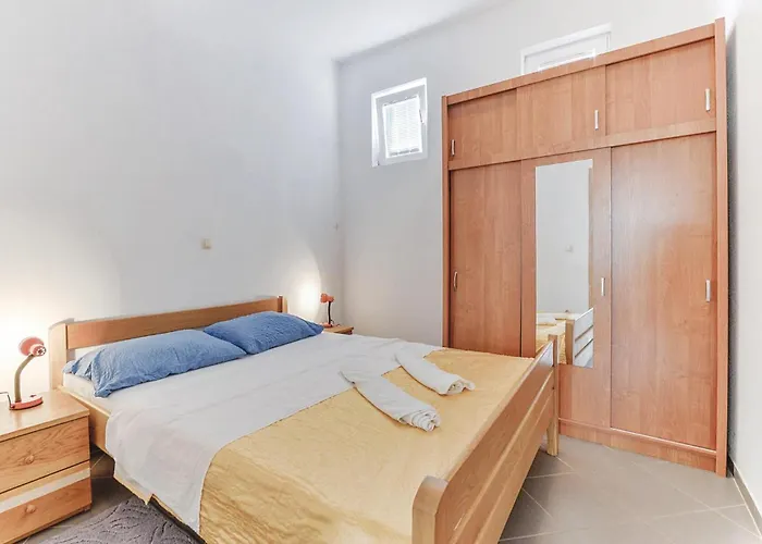 Apartamento 1 Bedroom Amazing In Biograd Biograd Na Moru